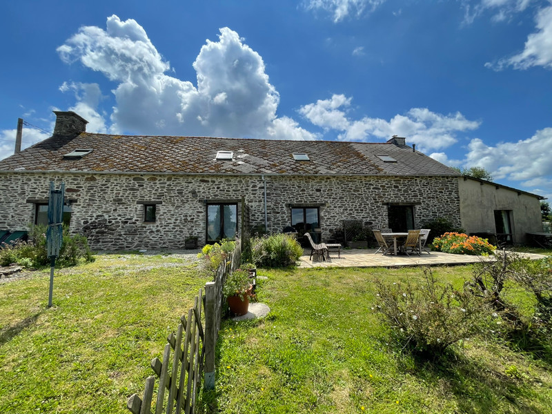 Maison à vendre à Le Mené, Côtes-d'Armor - 286.000 € - photo 1