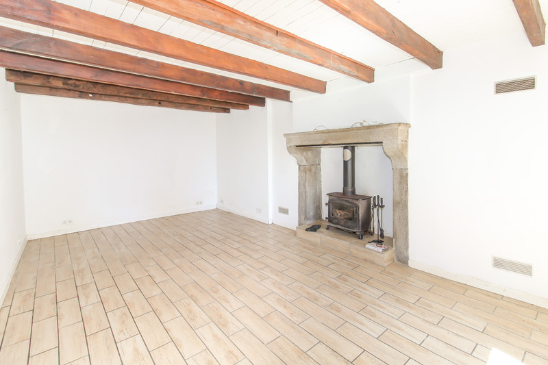 French property for sale in Beaulieu-sous-Parthenay, Deux-Sèvres - €181,000 - photo 2