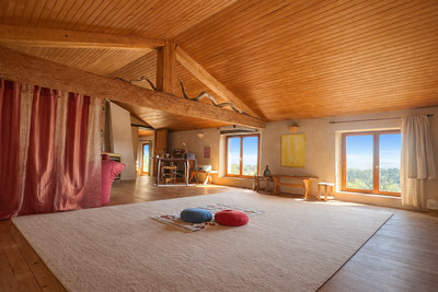 French property for sale in Flayosc, Var - €420,000 - photo 8
