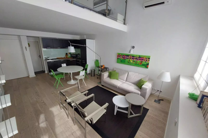 French property for sale in Nice, Alpes-Maritimes - €518,000 - photo 0