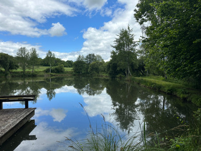 Lacs à vendre à Dournazac, Haute-Vienne, Limousin, avec Leggett Immobilier