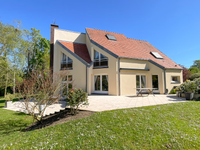 Maison à vendre à Chauvry, Val-d'Oise, Île-de-France, avec Leggett Immobilier