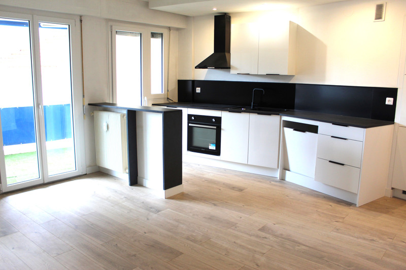French property for sale in Antibes, Alpes_Maritimes - €274,000 - photo 1