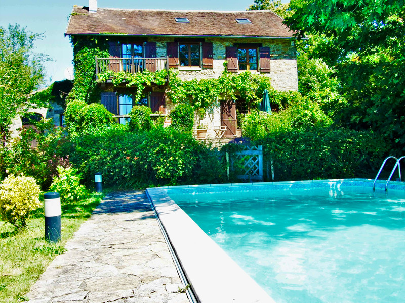 House in Dournazac HauteVienne Under offer ! Exceptional house