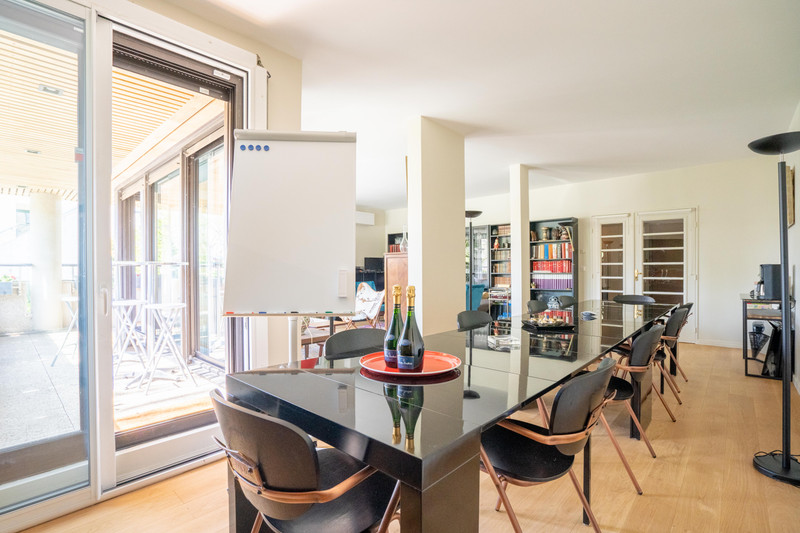 French property for sale in Levallois-Perret, Hauts-de-Seine - €1,500,000 - photo 9