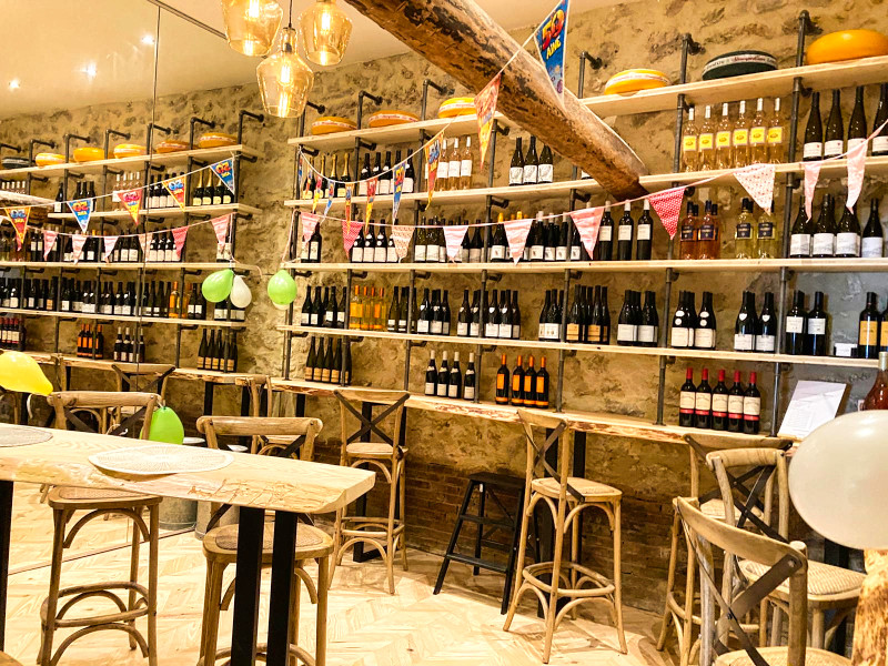 Commercial for sale in Flayosc Var Superb business in the heart of