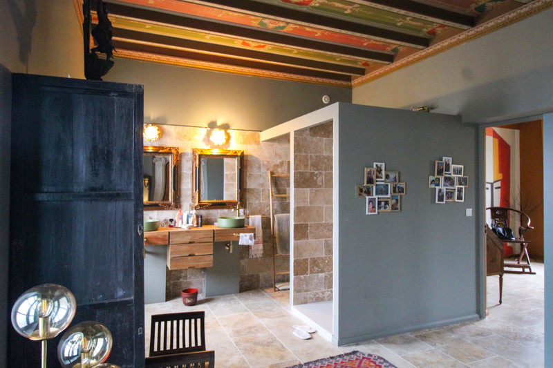 French property for sale in Saint-Jean-d'Angély, Charente-Maritime - €699,000 - photo 8