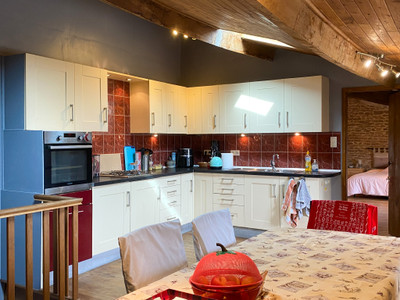 French property for sale in Beaulieu-sur-Sonnette, Charente - €144,900 - photo 2