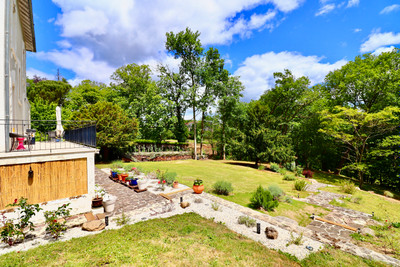 French property for sale in Piégut-Pluviers, Dordogne - €381,600 - photo 4