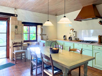 Maison à vendre à Saint-Cyprien, Dordogne - 220.000 € - photo 8