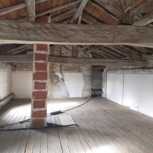 French property for sale in Vanzay, Deux-Sèvres - €106,700 - photo 10