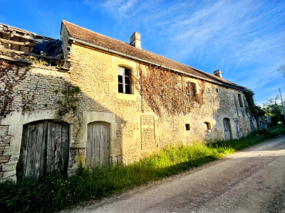 French property for sale in Chambois, Orne - €88,000 - photo 1
