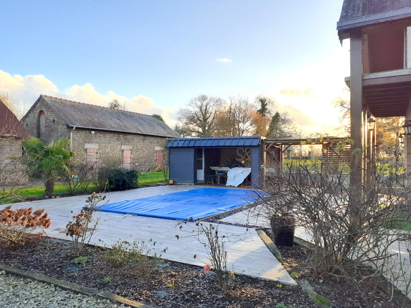 French property for sale in Larchamp, Mayenne - €367,500 - photo 2