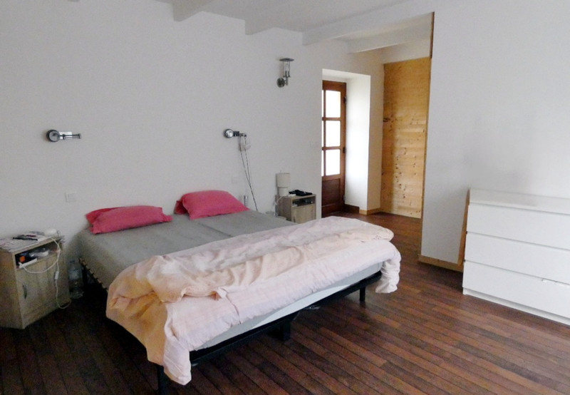 French property for sale in Lanloup, Côtes-d'Armor - €325,500 - photo 5