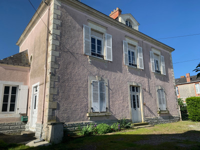 Maison à vendre à Vaiges, Mayenne, Pays de la Loire, avec Leggett Immobilier