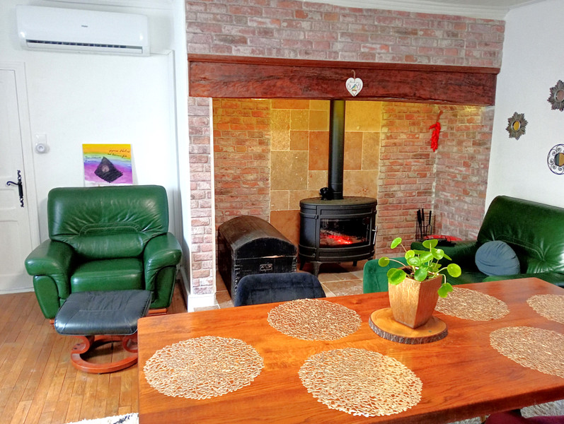 French property for sale in Saint-Privat, Corrèze - €223,630 - photo 3