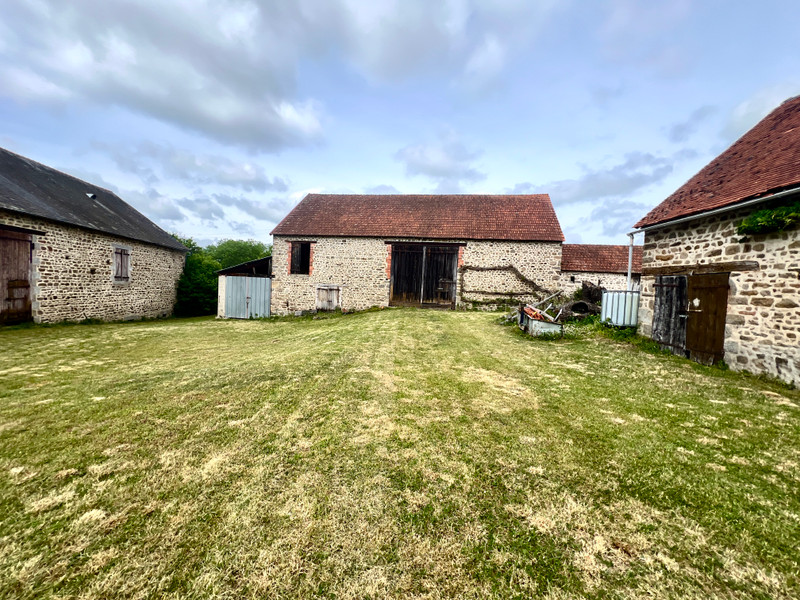 French property for sale in Lussat, Creuse - €304,950 - photo 7