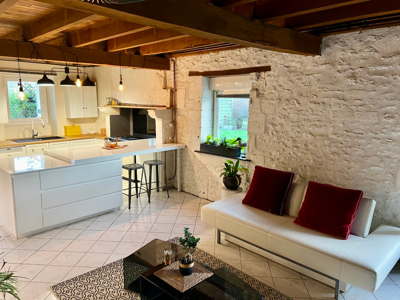 French property for sale in Saint-Front-d'Alemps, Dordogne - €266,000 - photo 5