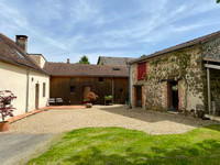 Maison à vendre à Magnac-Laval, Haute-Vienne - 291.500 € - photo 2