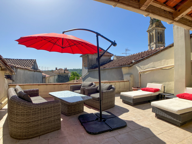 French property for sale in Sos, Lot-et-Garonne - €299,000 - photo 1