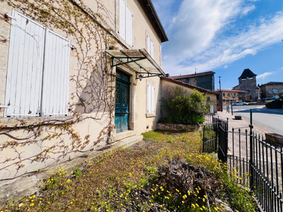 French property for sale in Saint-Santin-de-Maurs, Cantal - €149,000 - photo 8