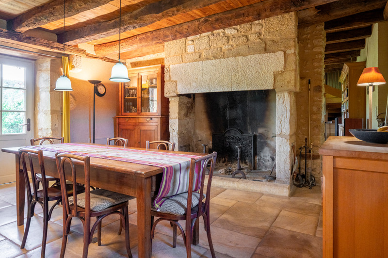 French property for sale in Les Eyzies-de-Tayac-Sireuil, Dordogne - €595,000 - photo 3