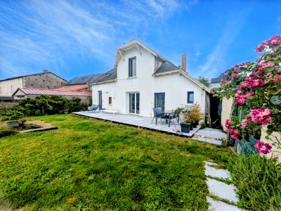 French property for sale in Ménigoute, Deux-Sèvres - €168,500 - photo 9