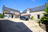 houses and homes for sale inGuiscriffMorbihan Brittany