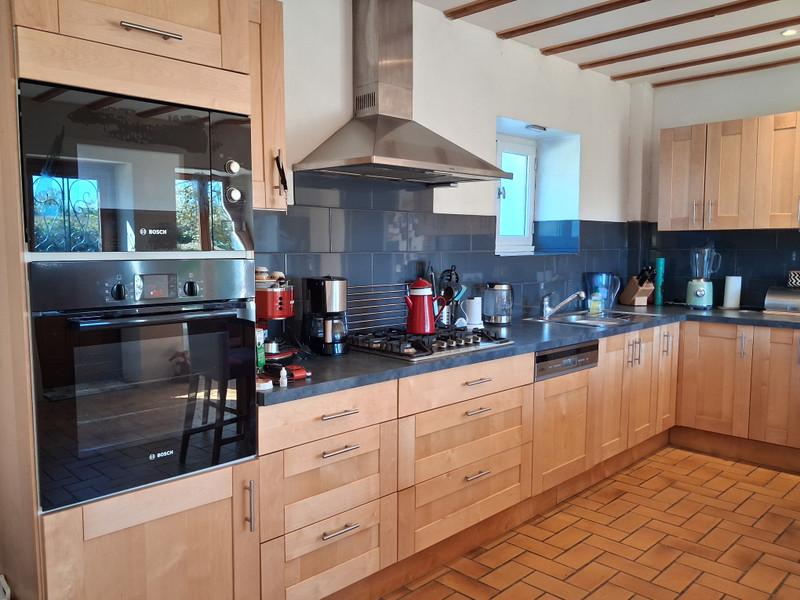 French property for sale in Saint-Romain, Vienne - €162,000 - photo 2