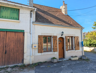 Maison à vendre à Lignières, Cher, Centre, avec Leggett Immobilier