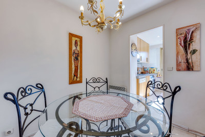 French property for sale in Menton, Alpes-Maritimes - €640,000 - photo 3