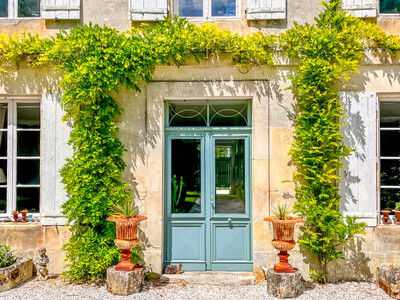 French property for sale in Archiac, Charente-Maritime - €990,000 - photo 3