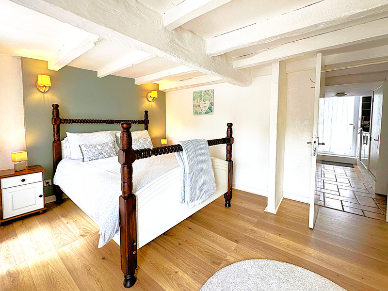 French property for sale in Cherval, Dordogne - €467,800 - photo 5