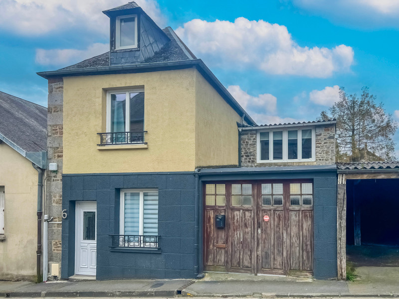 House for sale in TinchebrayBocage Orne A beautifully renovated 3