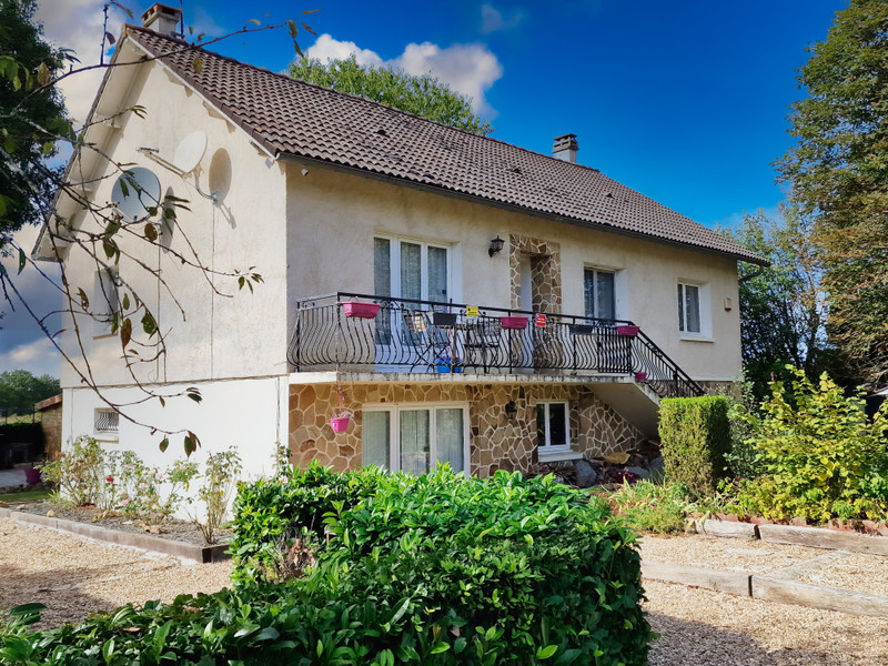 Maison à vendre à Saint-Martial-sur-Isop, Haute-Vienne - 199 000 € - photo 1
