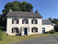 French property, houses and homes for sale in Gouézec Finistère Brittany