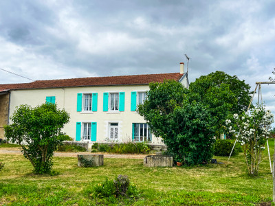 French property for sale in Benon, Charente-Maritime - €367,000 - photo 9