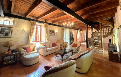 French property for sale in Saint-Clet, Côtes-d'Armor - €424,000 - photo 3