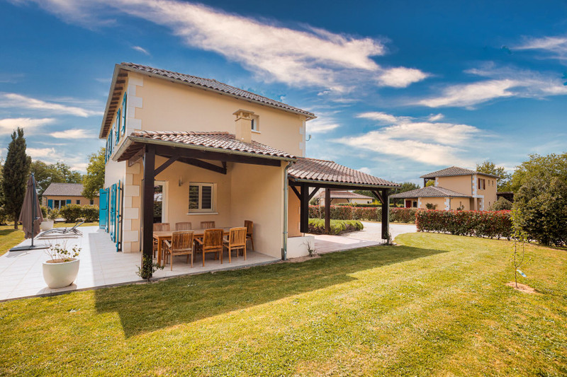 House for sale in Vasles DeuxSèvres Luxury 4 bedroom, 2 bathroom