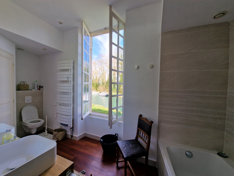 French property for sale in Fontet, Gironde - €749,000 - photo 8