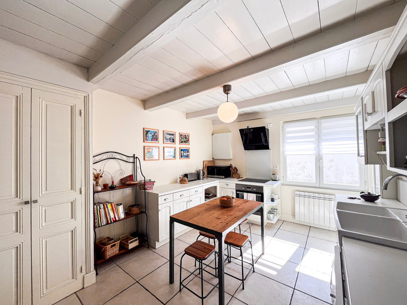French property for sale in Marsilly, Charente-Maritime - €603,750 - photo 3