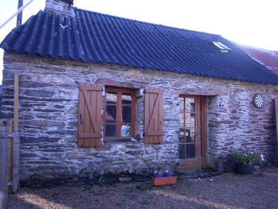 French property for sale in Brasparts, Finistère - €162,000 - photo 1