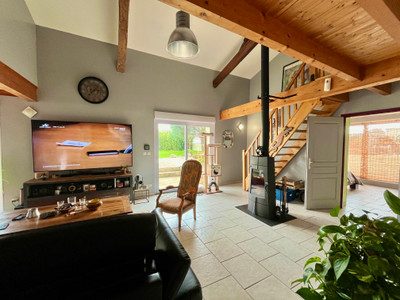 French property for sale in Azay-le-Brûlé, Deux-Sèvres - €283,550 - photo 5