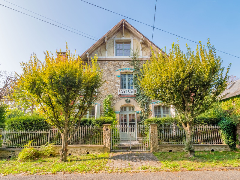 house for sale in Paris-Ile-de-France