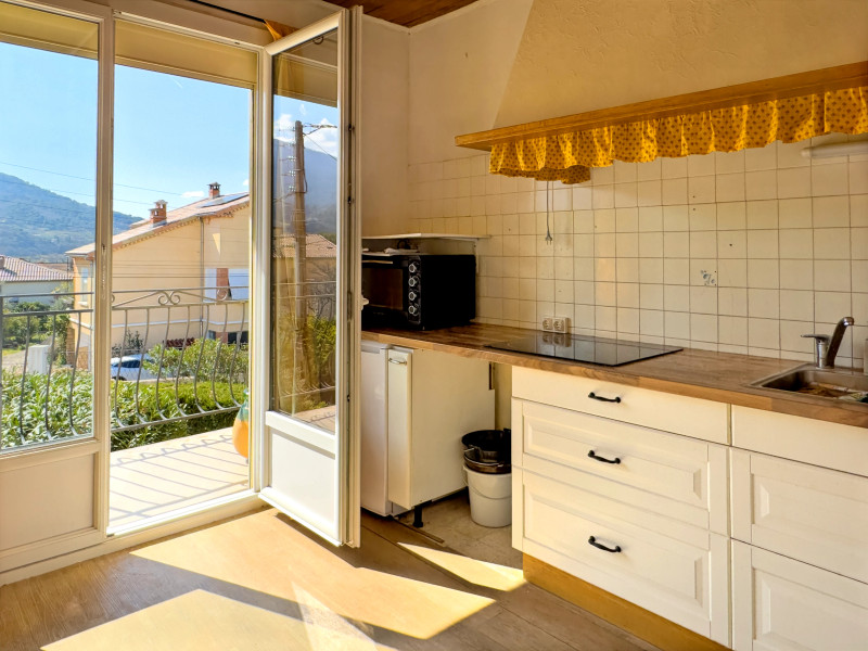 French property for sale in Nyons, Drôme - €194,400 - photo 3