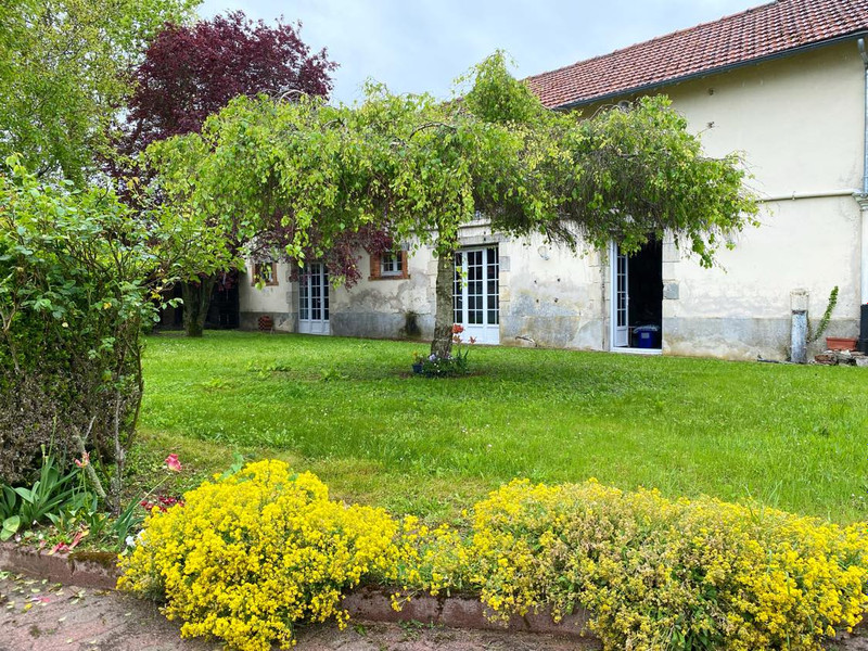 French property for sale in Prouvais, Aisne - &#8364;399,000 - photo 4