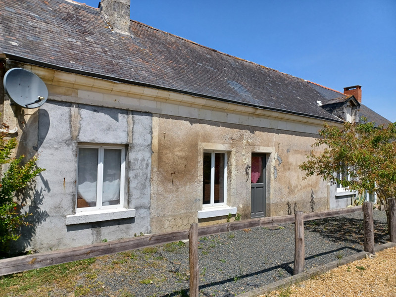 French property for sale in Vernoil-le-Fourrier, Maine-et-Loire - €130,000 - photo 1