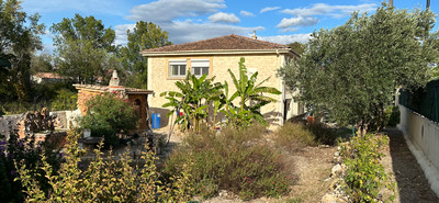 Maison à vendre à Saint-André-de-Sangonis, Hérault, Languedoc-Roussillon, avec Leggett Immobilier
