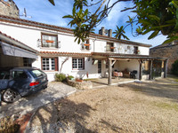 Propriété à vendre à Marthon, Charente - 418 700 € - photo n°2