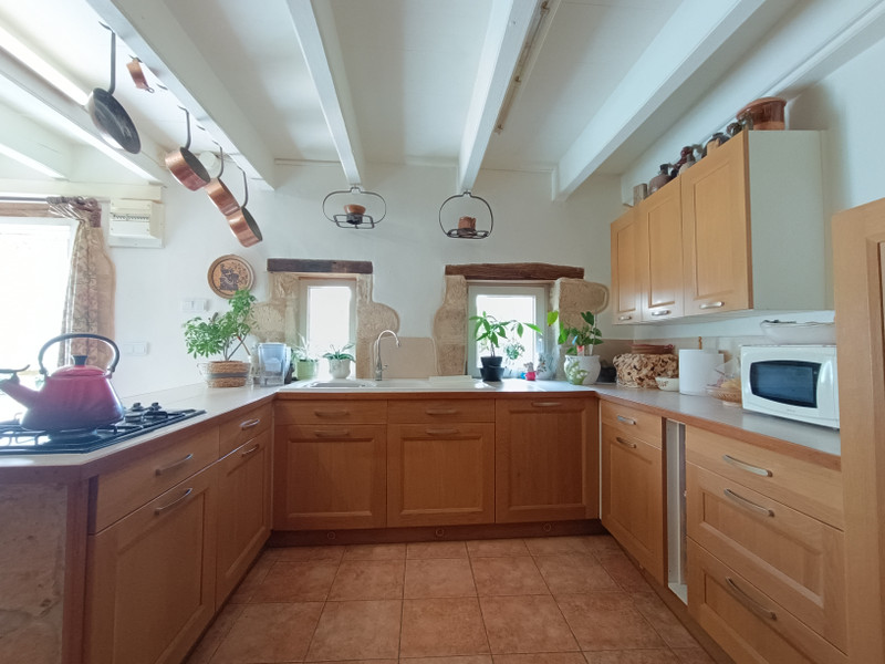 French property for sale in Salles-de-Villefagnan, Charente - €152,000 - photo 2